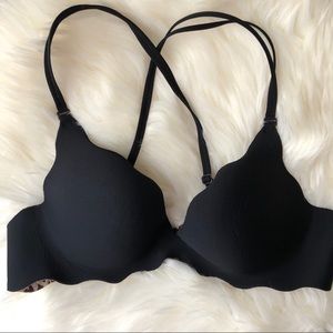 Victoria’s Secret ◉ Secret Embrace Push Up Bra